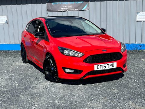 Ford Focus 1.5T EcoBoost Zetec S Red Edition Euro 6 (s/s) 5dr 45