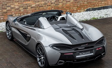 McLaren 570S Spider 13