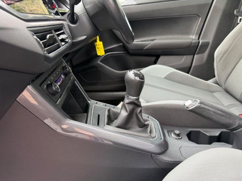 Volkswagen Polo 1.0 TSI SEL Euro 6 (s/s) 5dr 32