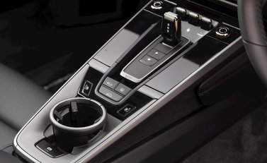 Porsche 911 Carrera S (992) 20