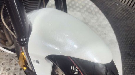 Triumph Street Triple R 2013 13K EXCELLENT CONDITION NEW MOT 675CC TRIPLE 16