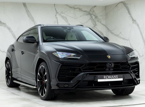 Lamborghini Urus 1