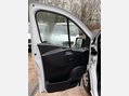 Renault Trafic 2.0 dCi ENERGY 30 Business Panel Van 5dr Diesel Manual LWB High Roof Euro 6 37