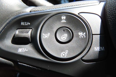 Vauxhall Mokka Electric 50kWh SRi Nav Premium Auto 5dr 14