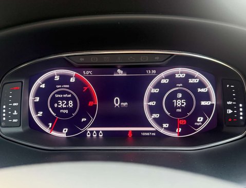 SEAT Leon 2.0 Leon Xcellence Luxury TSi Semi-Auto 5dr 26