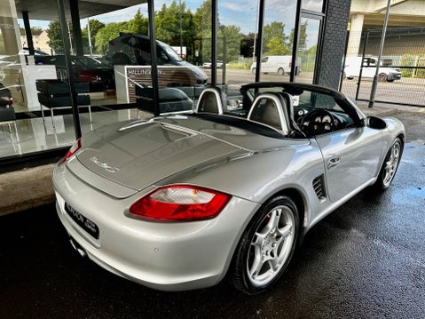 Porsche Boxster 3.2 987 S 2dr 44