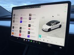 Tesla Model 3 (Dual Motor) Performance Saloon 4dr Electric Auto 4WDE (Performance Upgrade 42