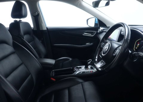 MG HS 1.5 MG HS Excite Semi-Auto 5dr 38