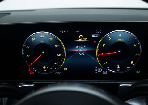 Mercedes-Benz GLB 1.3 GLB200 AMG Line (Premium 2) SUV 5dr Petrol 7G-DCT Euro 6 (s/s) (163 ps) 18