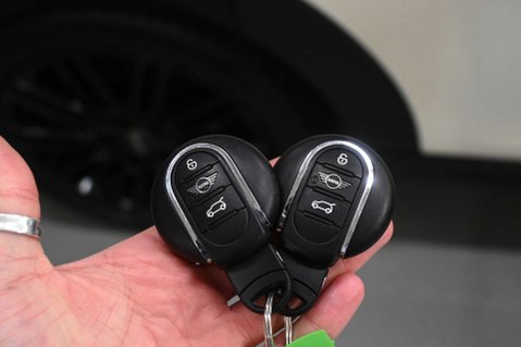 Mini Hatch 1.5 Cooper Auto 5dr 6
