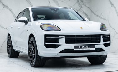 Porsche Cayenne V6 E-HYBRID Coupe 10