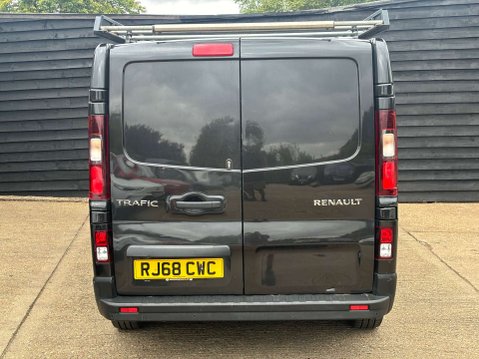 Renault Trafic 1.6 Trafic LL29 Sport Nav dCi 10