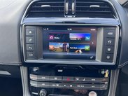 Jaguar F-Pace 2.0 D180 R-Sport Auto AWD Euro 6 (s/s) 5dr 77