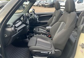 Mini Convertible COOPER S CLASSIC AUTO CONVERTIBLE 37