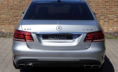 Mercedes-Benz E Class AMG 15