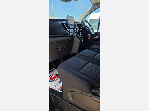 Ford Transit Custom LIMITED 300 L2 H1 LWB 2.0 TDCI 130ps EU6 11