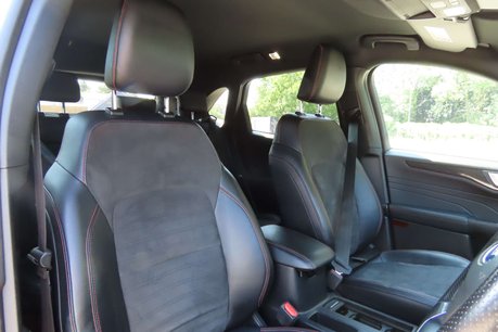 Ford Kuga 1.5 EcoBlue ST-Line Edition SUV 5dr Diesel Manual Euro 6 (s/s) (120 ps) 8