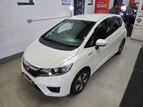 Honda Fit 1.5 VVTi Hybrid 5