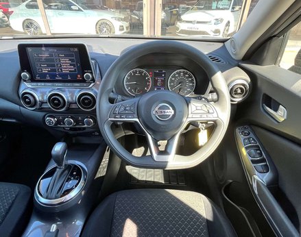Nissan Juke 1.0 Juke Acenta DiG-T Semi-Auto 5dr 19