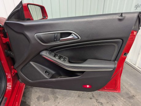Mercedes-Benz CLA Class 1.6 CLA 180 Sport 4dr 49