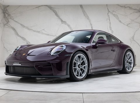 Porsche 911 GT3 TOURING (992.2) 1