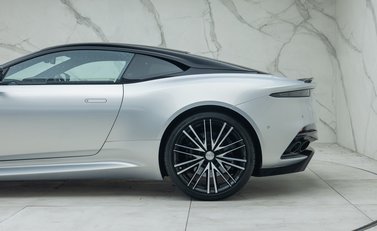 Aston Martin DBS Superleggera 38