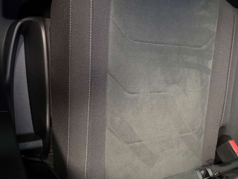 Volkswagen Tiguan 2.0 Tiguan Elegance TDI DSG Auto 5dr 46