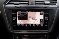 Volkswagen Tiguan R-LINE TECH TDI DSG 28