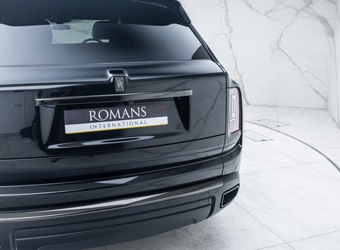 Rolls-Royce Cullinan BLACK BADGE 45
