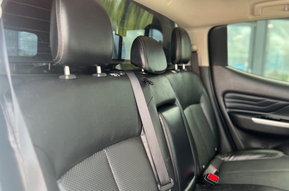 Mitsubishi L200 DI-D BARBARIAN DOUBLE CAB AUTO REAR CANOPY 29
