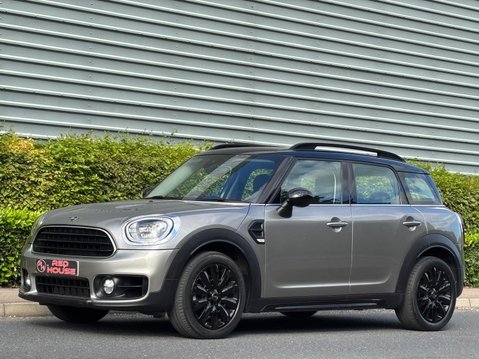 Mini Countryman COOPER 3
