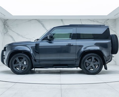 Land Rover Defender 90 D350 X-DYNAMIC HSE 