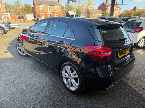 Mercedes-Benz A Class A 180 D SPORT 5