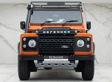 Land Rover Defender 110 Adventure Edition 18