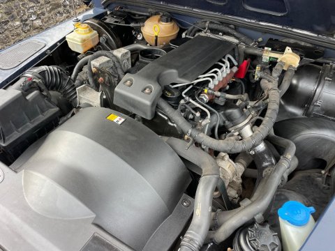 Land Rover Defender 2.4 TDCi Pickup 2dr Diesel Manual 4WD SWB Euro 4 (122 bhp) 50