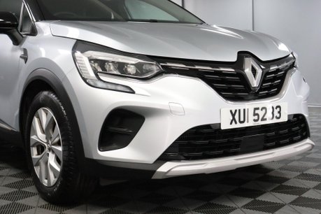 Renault Captur ICONIC TCE