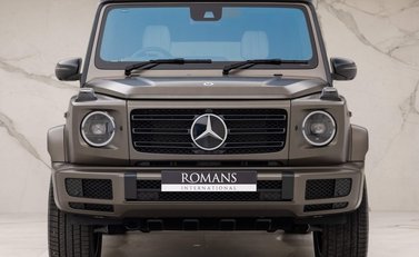 Mercedes-Benz G Series G 400 D 4MATIC AMG LINE PREMIUM PLUS 22