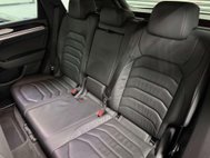 Volkswagen Touareg 3.0 TDI V6 R-Line SUV 5dr Diesel Tiptronic 4Motion Euro 6 (s/s) (286 ps) 48