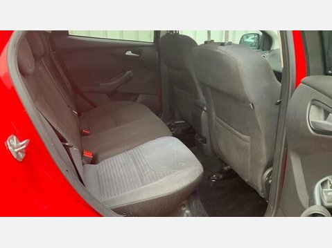 Ford Focus 1.0T EcoBoost Titanium Euro 6 (s/s) 5dr 10