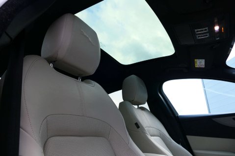 Jaguar XE 2.0 XE R-Dynamic SE D MHEV Auto 4dr 25