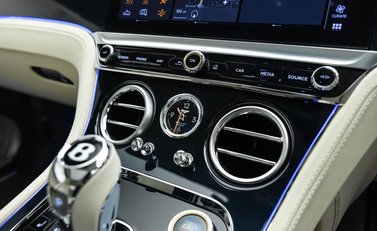 Bentley Continental GT V8 S 29