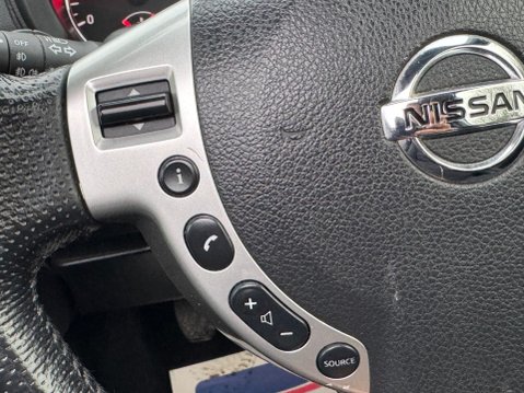 Nissan X-Trail 2.0 dCi Tekna 4WD Euro 5 5dr (AVM) 27