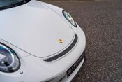 Porsche 911 GT3 TOURING. HOUNDSTOOTH. CARBON INT. PCCBS. LIFT. S/CHRONO. 5
