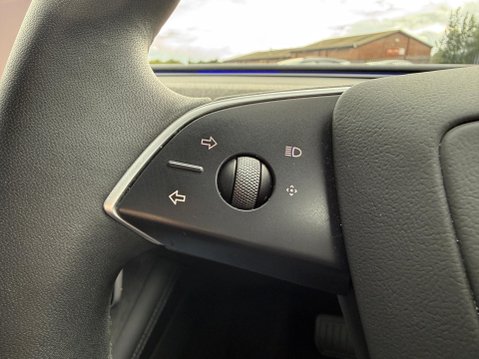 Tesla Model 3 Saloon 4dr Electric Auto RWD (208 ps) 38