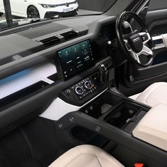 Land Rover Defender 3.0 Defender HSE D MHEV Auto 4WD 5dr 1