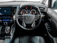 Toyota Alphard 2.5 MPV 2.5 SUV Automatic Petrol Hybrid 37