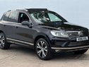 Volkswagen Touareg 3.0 Touareg V6 R-Line TDI BlueMotion Technology Auto 4WD 5dr