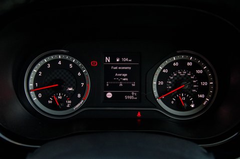 Hyundai i10 MPI PREMIUM 14