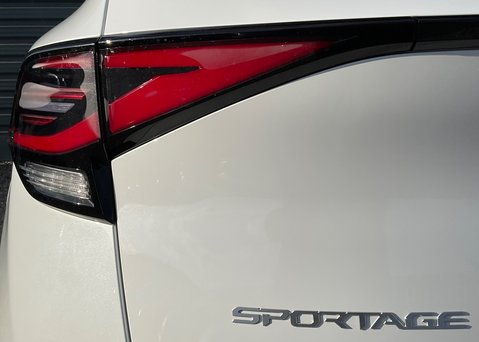 Kia Sportage 1.6 T-GDi GT-Line DCT 48v  19