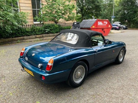 MG RV8 4.0 7